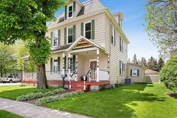 Pre-foreclosure in  Benton St Crete, IL 60417