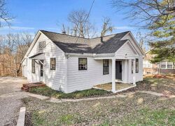 Pre-foreclosure in  Old State Rd Evansville, IN 47710