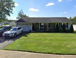 Pre-foreclosure in  E Shady Dr Newark, DE 19713