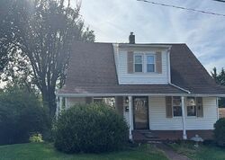  Parshall Ave, Saint Clairsville OH