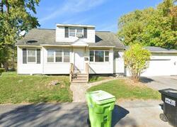 Pre-foreclosure in  Young Ave Syracuse, NY 13211