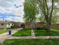 Pre-foreclosure in  S Blauvelt Ave Sioux Falls, SD 57105