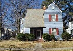 Pre-foreclosure in  Main St Newport News, VA 23601