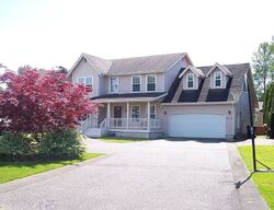 Pre-foreclosure in  Lincoln Cir Sumas, WA 98295