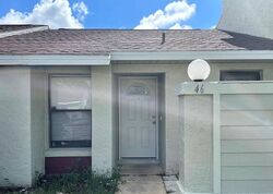 Pre-foreclosure in  Pine Island Cir Kissimmee, FL 34743