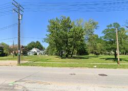 Pre-foreclosure in  Euclid Ave Cleveland, OH 44112