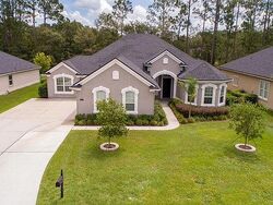 Pre-foreclosure in  Oglebay Dr Green Cove Springs, FL 32043