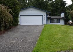 Pre-foreclosure in  Douglas Ct Milton, WA 98354