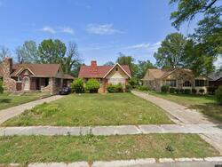 Pre-foreclosure in  E Mckellar Ave Memphis, TN 38106