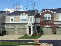 Pre-foreclosure in  Scarletoak Dr Cincinnati, OH 45239