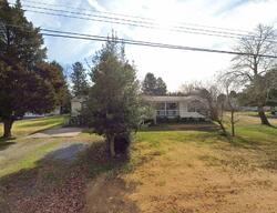 Pre-foreclosure in  E 2nd St Frederica, DE 19946