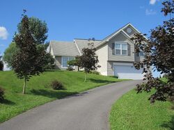 Pre-foreclosure in  Tuckahoe Dr Huntingdon, PA 16652