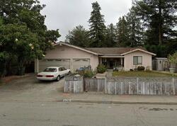 Pre-foreclosure in  Fairway Dr Rohnert Park, CA 94928