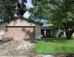 Pre-foreclosure in  Winchester Ct Brandon, FL 33510