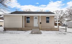 Pre-foreclosure in  ROWE ST Frankfort, IN 46041