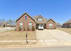 Pre-foreclosure in  Dustin Ln Nw Madison, AL 35757
