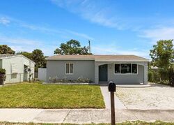 Pre-foreclosure in  56th St West Palm Beach, FL 33407