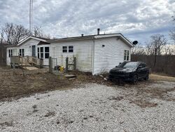 Pre-foreclosure in  Muse Rd Wright City, MO 63390