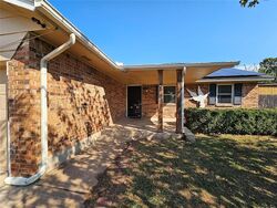 Pre-foreclosure in  Se 12th St Oklahoma City, OK 73160