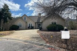 Pre-foreclosure in  Oak Branch Ln Nw Acworth, GA 30102