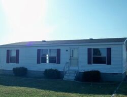 Pre-foreclosure Listing in HORSEY CHURCH RD LAUREL, DE 19956
