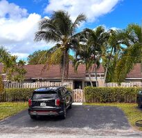 Pre-foreclosure in  Nw 53rd St Pompano Beach, FL 33064