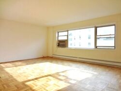 Pre-foreclosure in  Fordham Hill Oval a Bronx, NY 10468