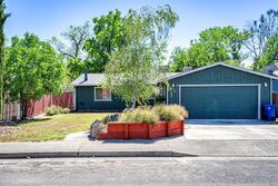 Pre-foreclosure in  Jaxon Way Redding, CA 96003