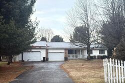 Pre-foreclosure in  Beecher Rd Sw Pataskala, OH 43062