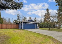 Pre-foreclosure in  121st Avenue Ct E Puyallup, WA 98374