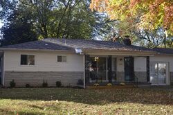 Pre-foreclosure in  S Broadway Ave Springfield, MO 65807
