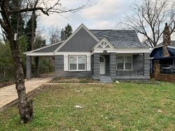 Pre-foreclosure in  E MCKELLAR AVE Memphis, TN 38106