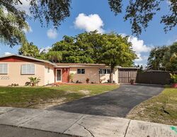  Sw 276th Ter, Homestead FL