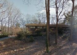 Pre-foreclosure in  Truxton Ln Northport, NY 11768