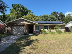 Pre-foreclosure Listing in Ruby Dr MOUNT DORA, FL 32757