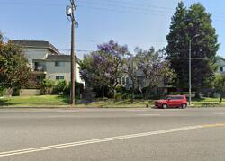 Pre-foreclosure in  Burbank Blvd Unit 5 Van Nuys, CA 91411