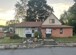 Pre-foreclosure in  Vinal St Dracut, MA 01826