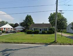 Pre-foreclosure in  Oak Lane Dr Laurel, DE 19956