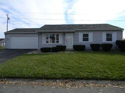 Pre-foreclosure in  SALT CREEK PKWY Valparaiso, IN 46385