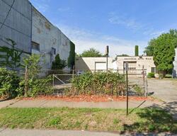 Pre-foreclosure Listing in E 49th St CLEVELAND, OH 44103