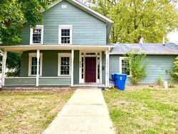  S Peoria Ave, Dixon IL
