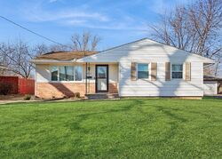 Pre-foreclosure in  64th St Urbandale, IA 50322