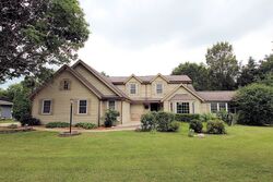 Pre-foreclosure in  Wakefield Downs Wales, WI 53183