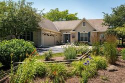 Pre-foreclosure in  Shooting Star Rd Pewaukee, WI 53072