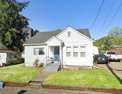 Pre-foreclosure in  Nw Hill St Camas, WA 98607