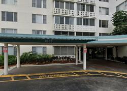 Pre-foreclosure in  Hillcrest Dr  Hollywood, FL 33021