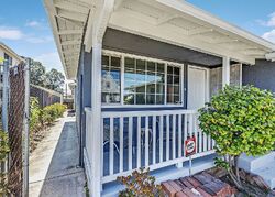Pre-foreclosure in  Maple Ave Oakland, CA 94602