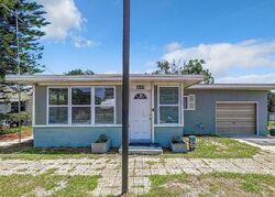 Pre-foreclosure in  Arlington Ave New Smyrna Beach, FL 32168