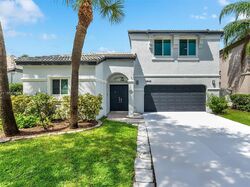  Nw 10th St, Hollywood FL