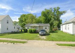  W Adams St, Taylorville IL